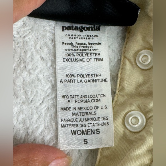 Patagonia Women’s White ReTool Snap quarter snap pullover - Picture 5 of 8